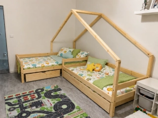 Domečková postel pro dvě děti Dita